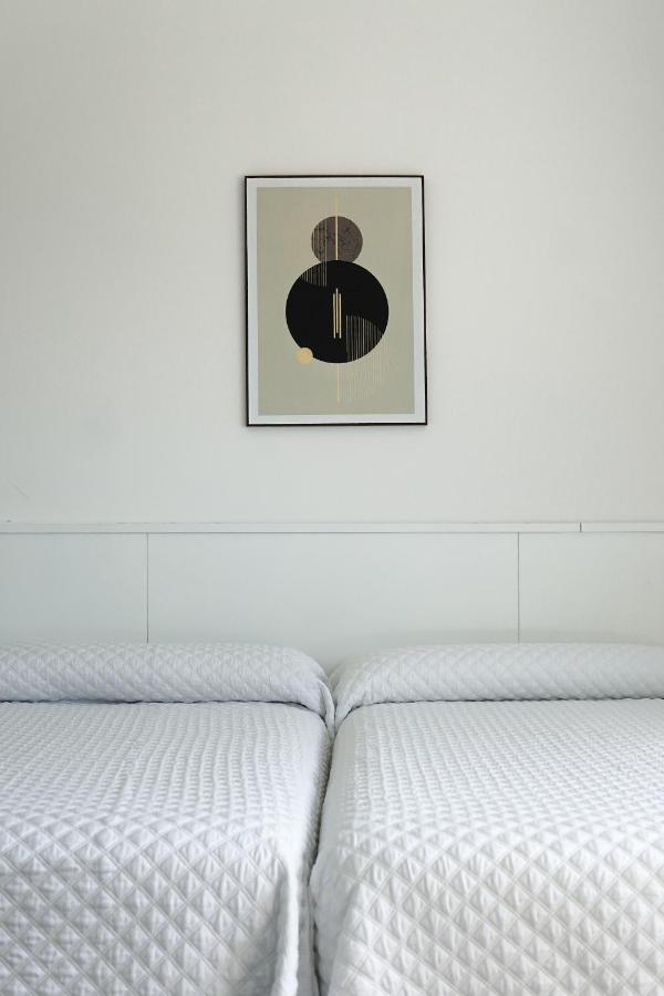 Hostal Montevideo Beachfront Nigrán Dış mekan fotoğraf