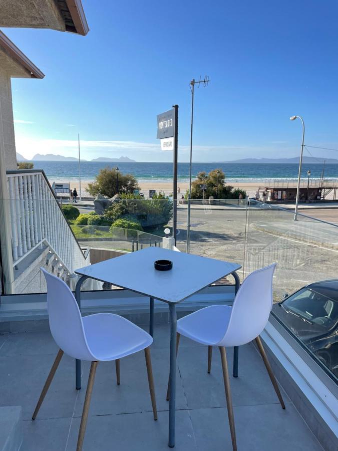 Hostal Montevideo Beachfront Nigrán Dış mekan fotoğraf
