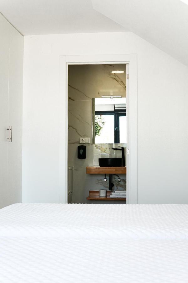 Hostal Montevideo Beachfront Nigrán Dış mekan fotoğraf
