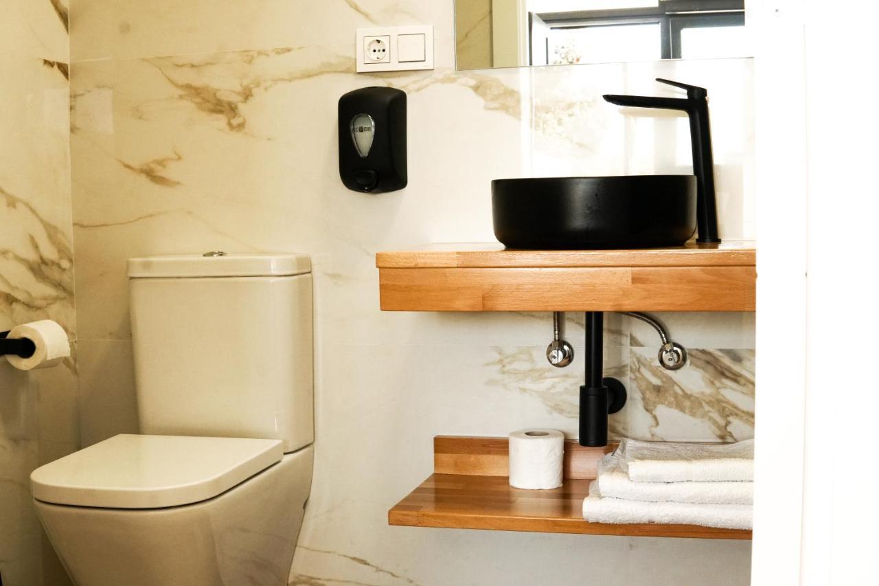 Hostal Montevideo Beachfront Nigrán Dış mekan fotoğraf