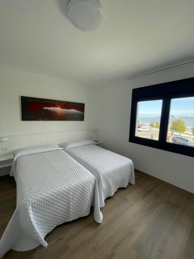 Hostal Montevideo Beachfront Nigrán Dış mekan fotoğraf