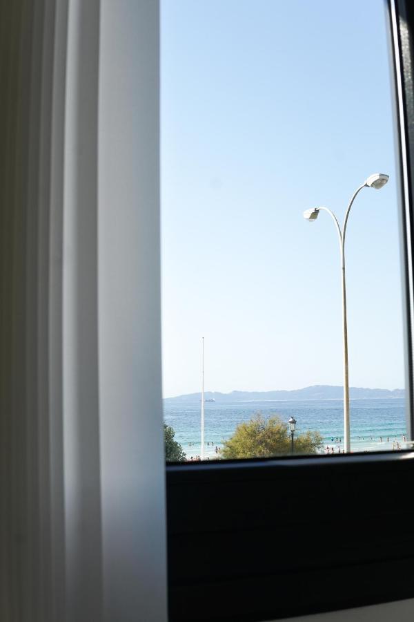 Hostal Montevideo Beachfront Nigrán Dış mekan fotoğraf