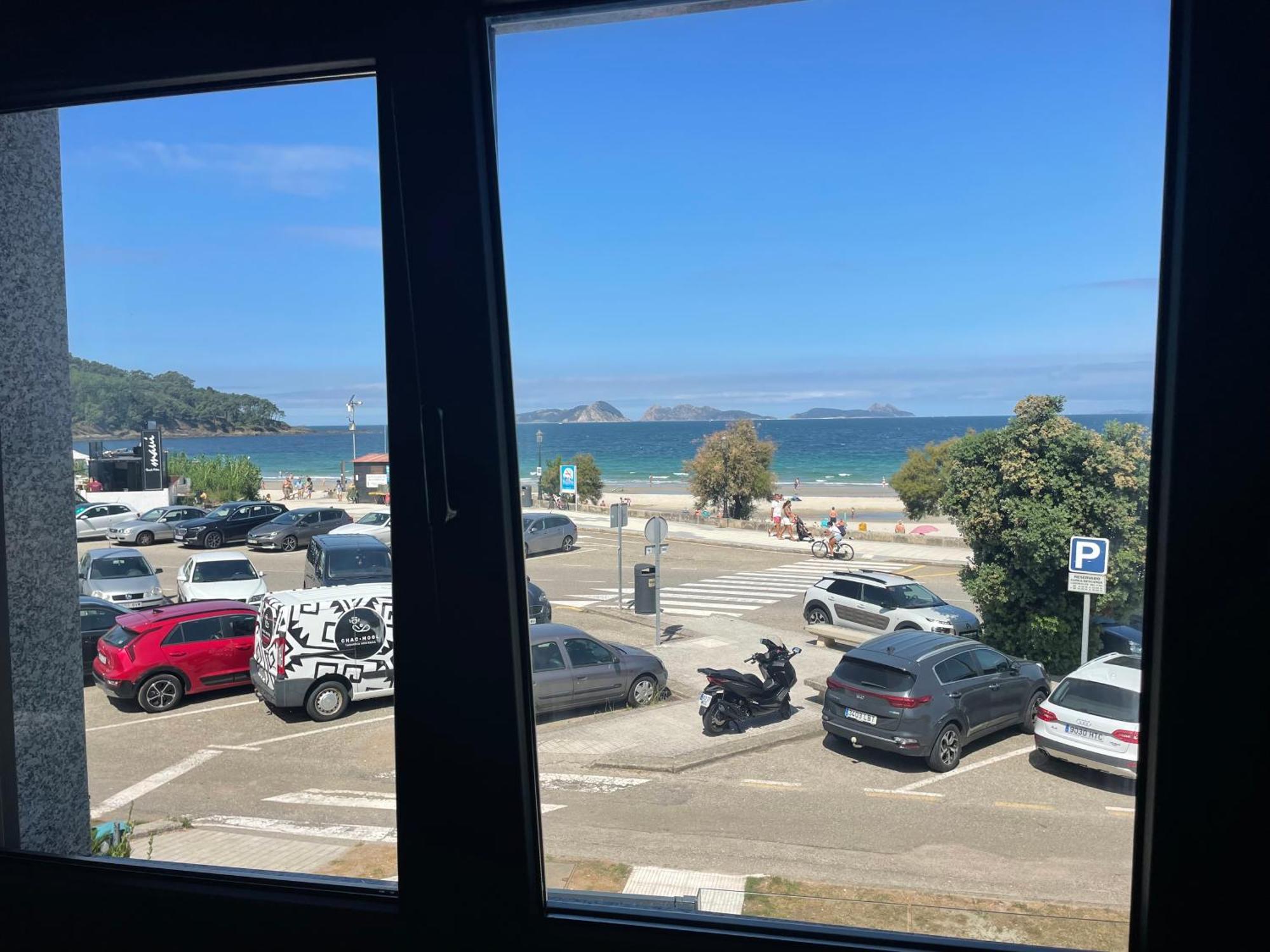 Hostal Montevideo Beachfront Nigrán Dış mekan fotoğraf
