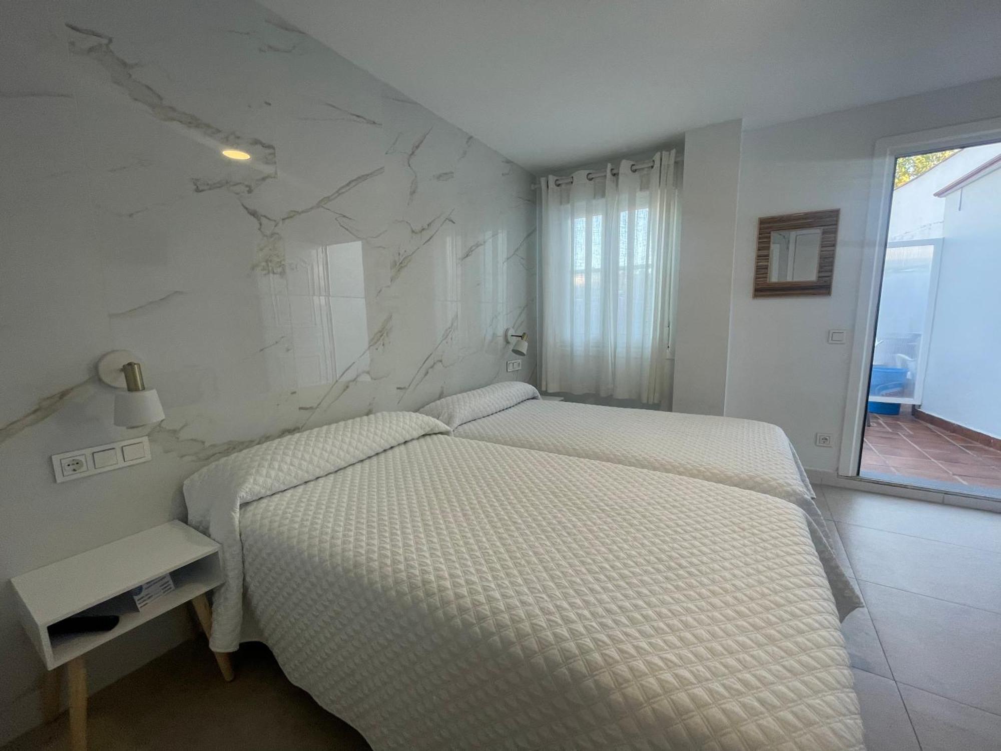Hostal Montevideo Beachfront Nigrán Dış mekan fotoğraf